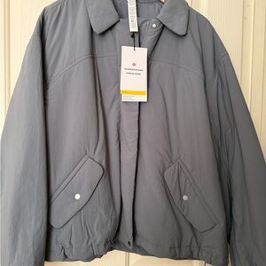 Women’s Lululemon Gray Collared Insulated Oversized Jacket
